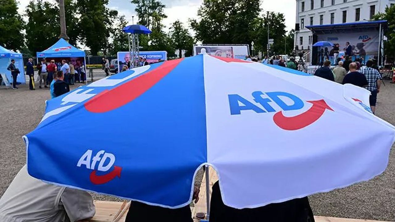 Almanya'da AfD Partisi, SPD'nin Oy Oranını Geçti