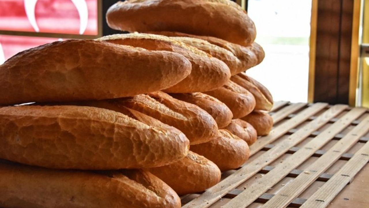 Bursa'da Ekmek Fiyatlarına Şok Zam: Ekmek 15 TL!