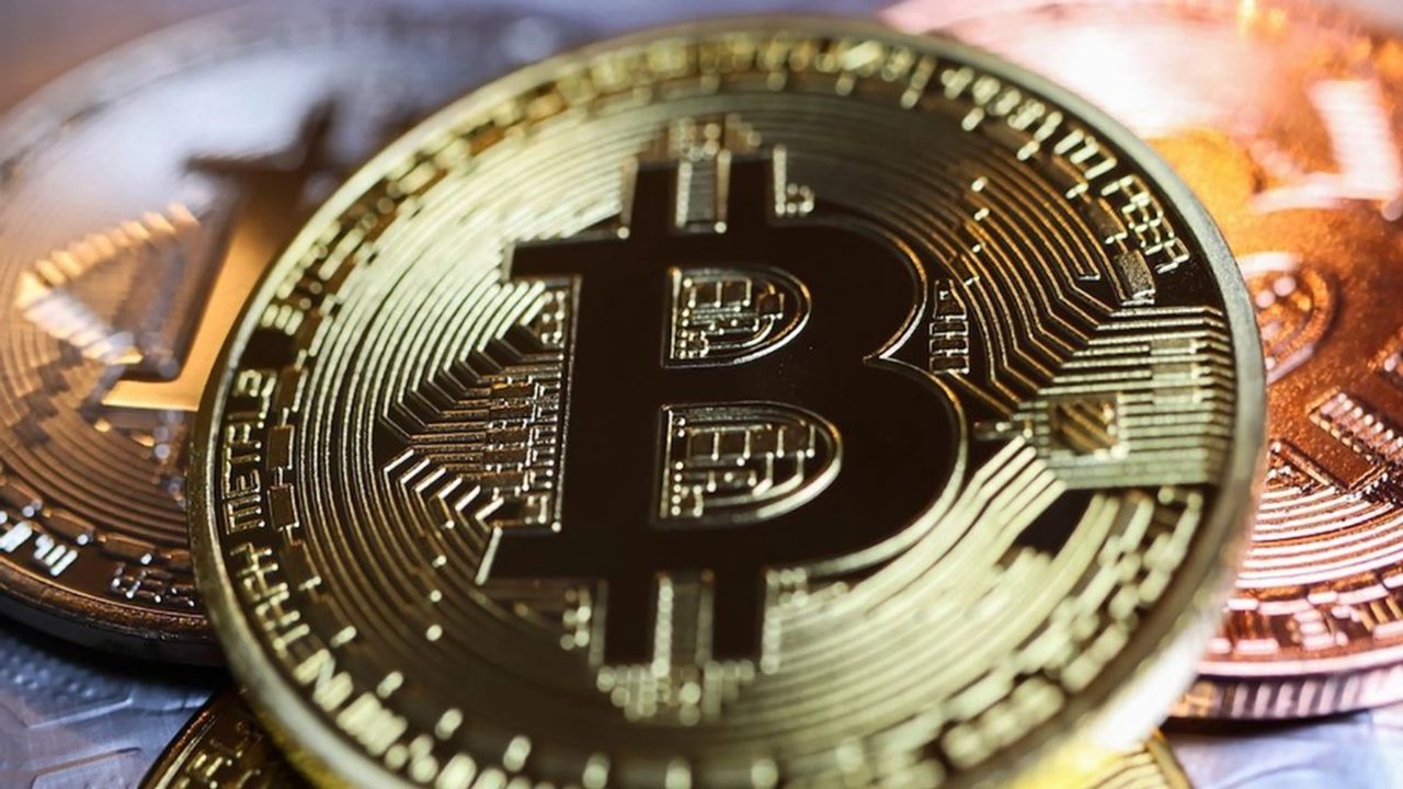 Bitcoin 13 Ayın Zirvesinde: 30 Bin Dolara Yaklaştı