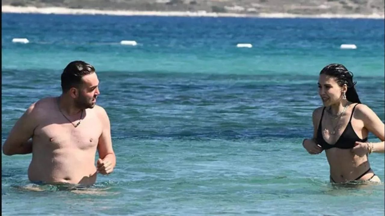 Dilara Aksüyek, Yaz Sezonunu Çeşme'de Açtı