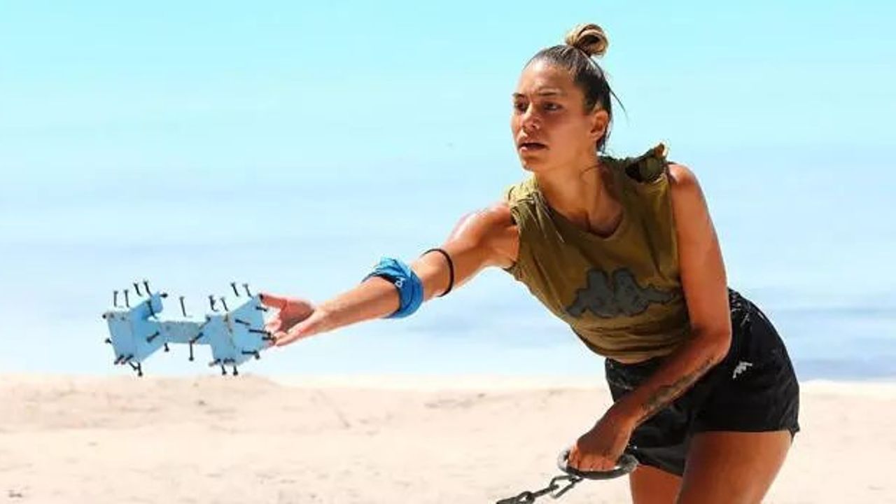 Survivor 2023 Yarışmacısı Asena Demirbağ Tatil Pozlarıyla Sosyal Medyada Gündemde