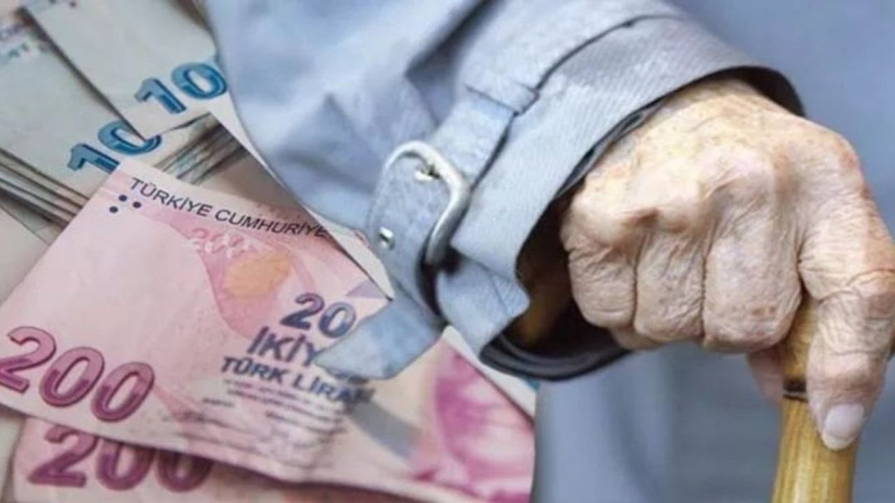 Emekliler İçin Büyük Müjde! Milyonlarca Kişiye 10.300 TL'ye Kadar Maaş Desteği Geliyor!