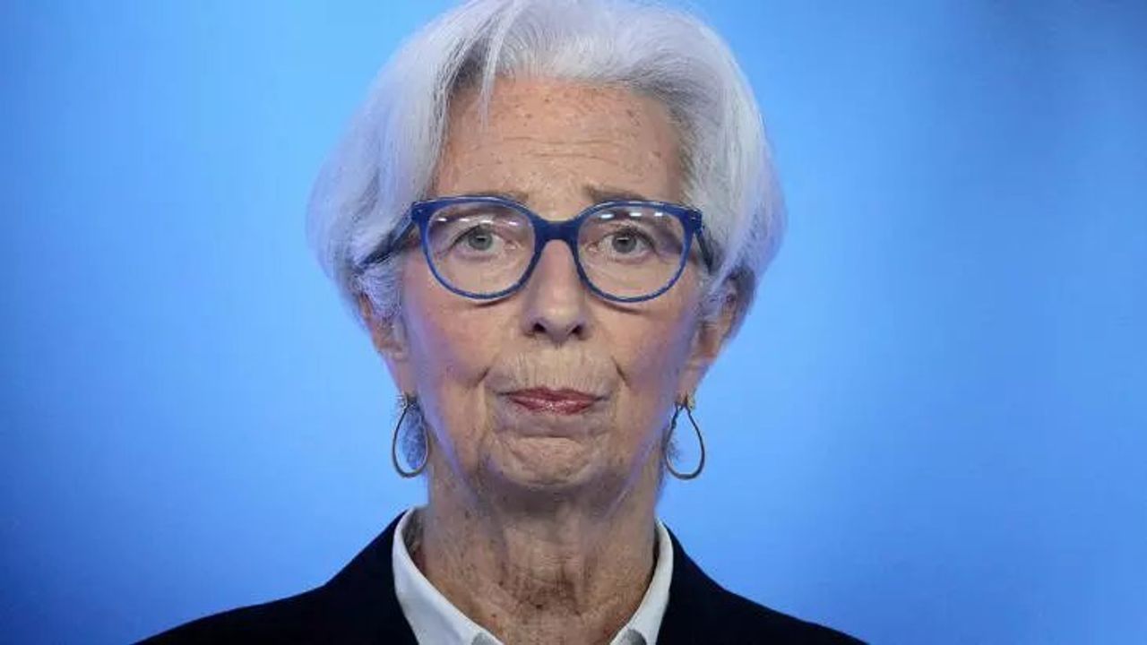 ECB Başkanı Lagarde: Enflasyon Uzun Süre Yüksek Kalacak