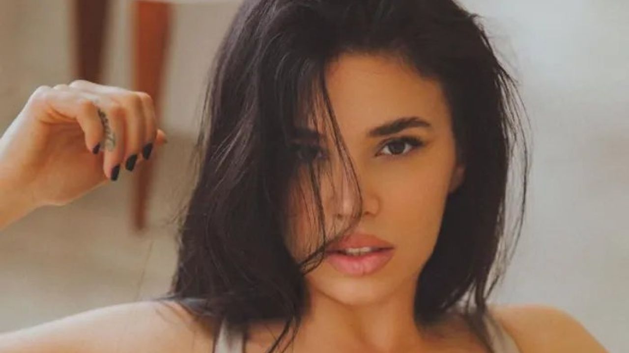 Dünya Kupası'nın En Seksi Taraftarı Ivana Knöll Yine Gündemde