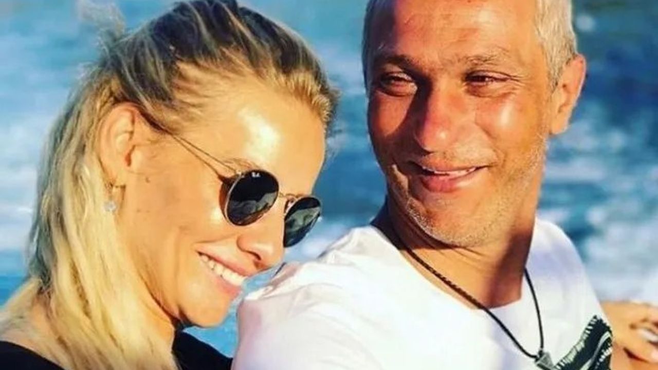 Esra Erol ve Ali Özbir Romantik Tatil Pozlarıyla Gündemde