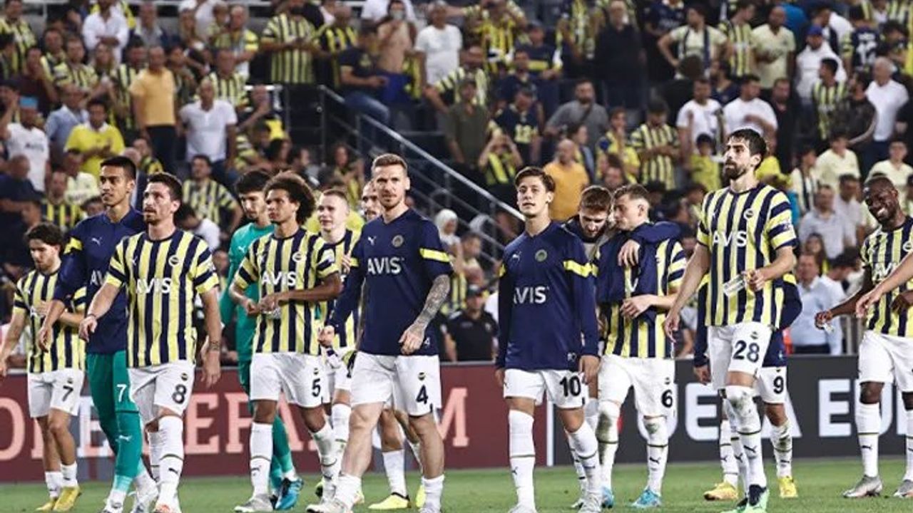 Fenerbahçe'den Ayrılan Ezgjan Alioski'ye Veda