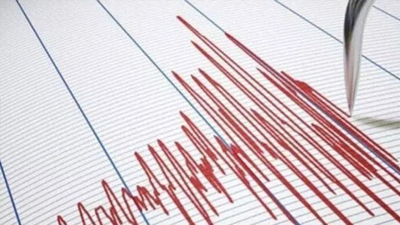 Endonezya'da 6,4 Büyüklüğünde Deprem Meydana Geldi