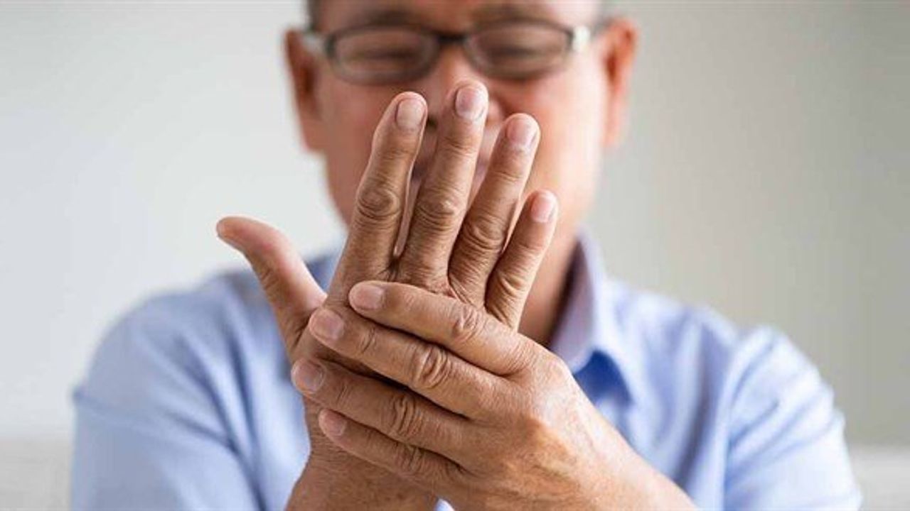 Akıllı Saatler Parkinson'un Erken Teşhisinde Rol Oynayabilir