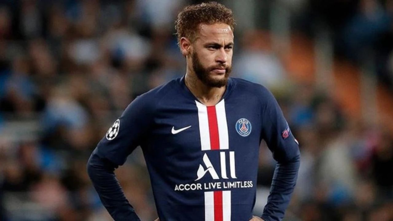 Neymar, İzinsiz Yapay Göl İnşa Ettiği İçin Rekor Cezaya Çarptırıldı