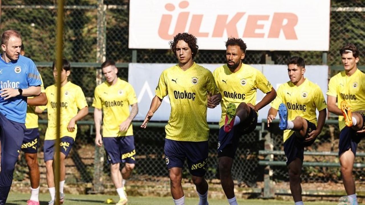 Fenerbahçe Transfer Çalışmalarını Hızlandırdı