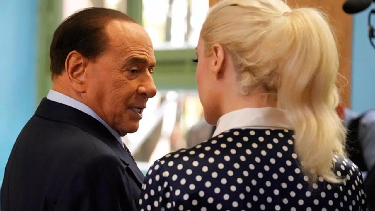 Berlusconi'nin Vasiyeti Açıldı: İşte Kararları