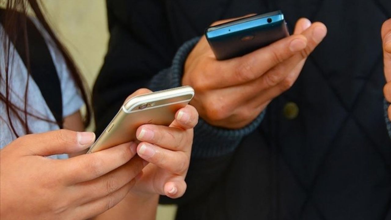 Yurt Dışından Getirilen Telefonlara Zam: Harç 20 Bin TL Oldu