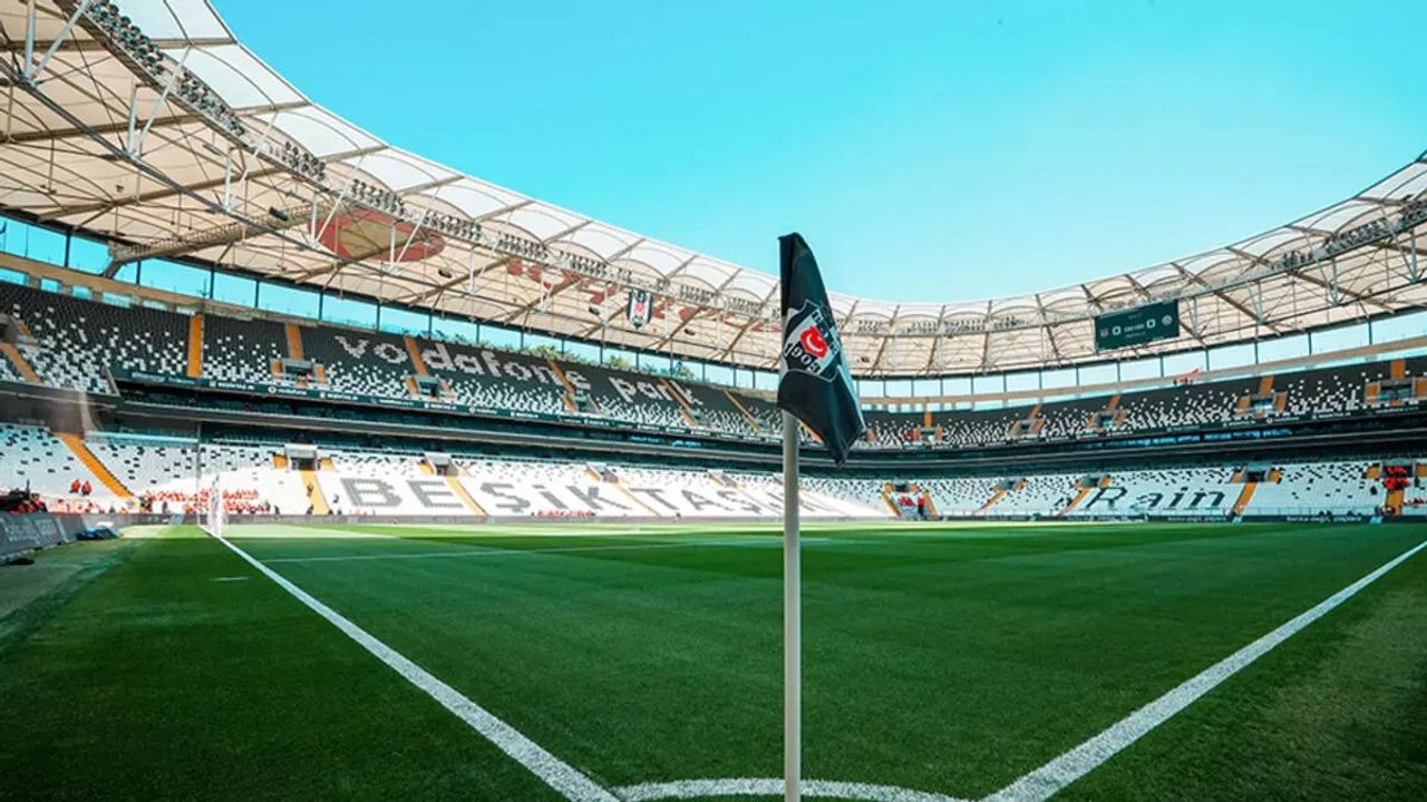 Beşiktaş, Emirates Havayolları ve Beko ile Sponsorluk Görüşmelerine Devam Ediyor