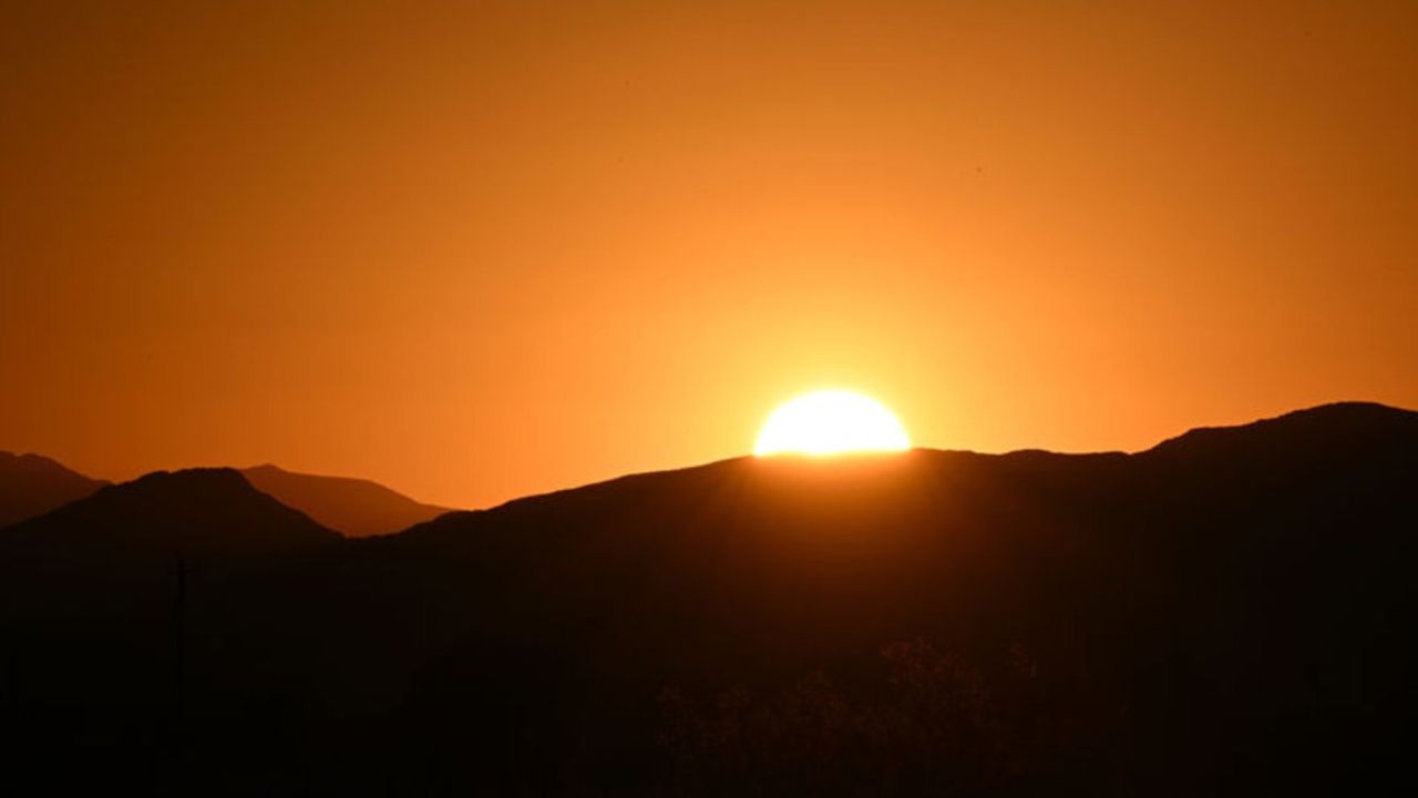 Death Valley: Dünyanın En Sıcak Noktalarından Birinde Aşırı Sıcaklık