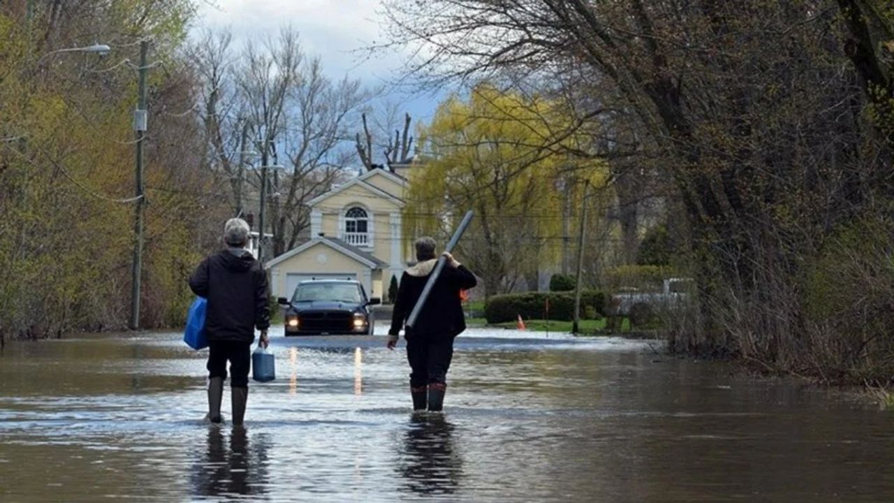 Quebec'te Sel Riski: 220 Ev Tahliye Edildi