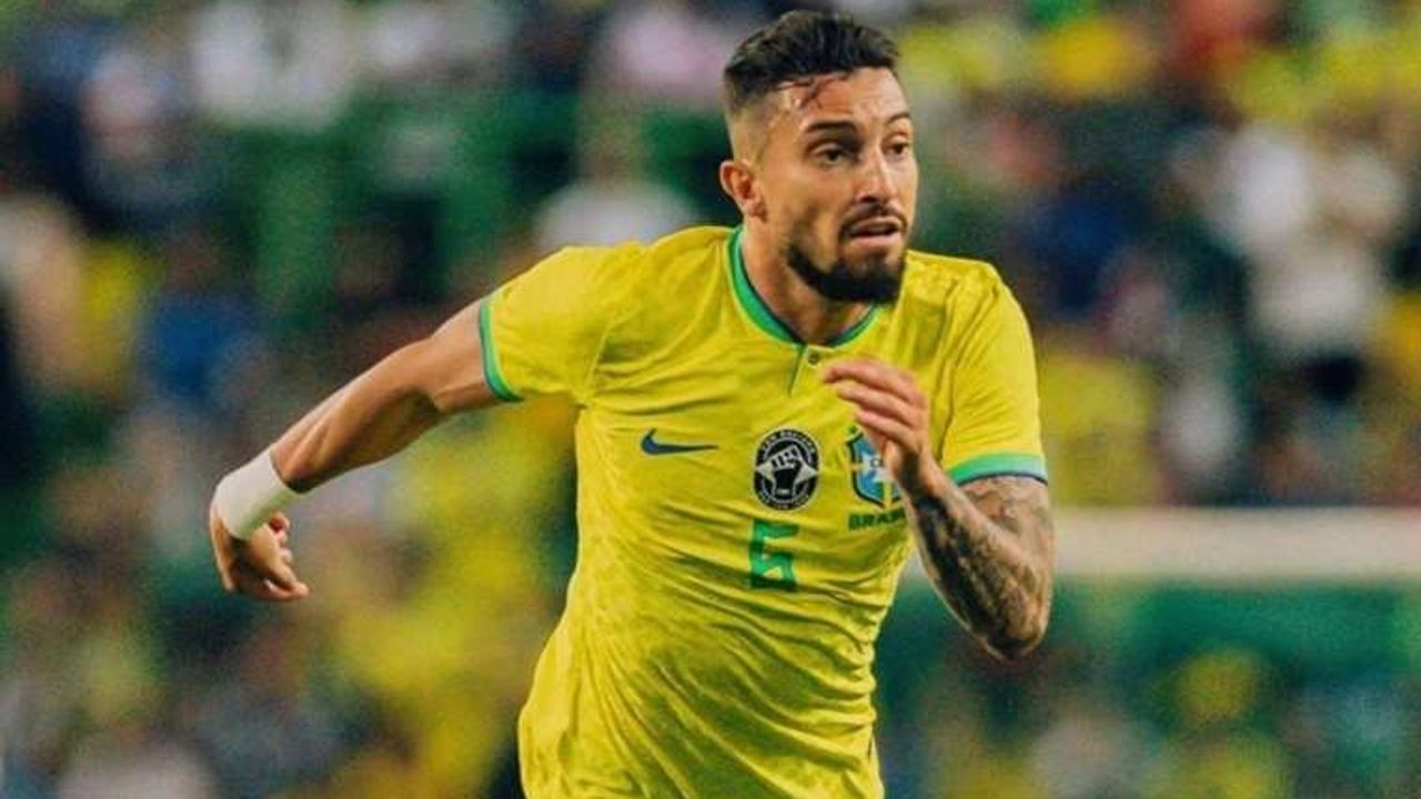 Alex Telles: Fenerbahçe'de Oynamam