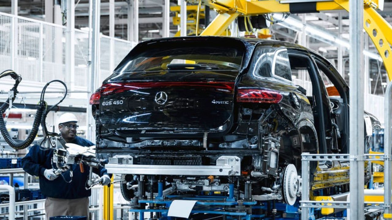 Mercedes-Benz'in Elektrikli ve Lüks Araç Satışları Yüzde 6 Arttı