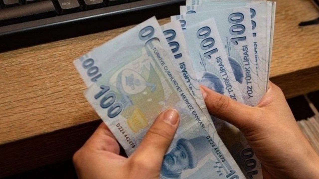 Bankalar Arasında Kıyasıya Yarış: 15.000 TL Faizsiz Nakit Avans Nasıl Alınır?