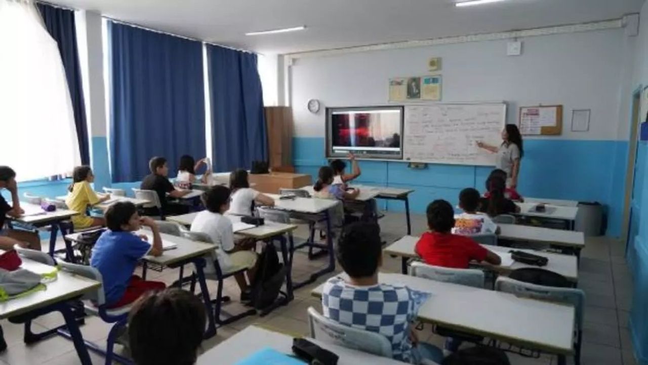 Okulların 4 Gün Olup Olmayacağı