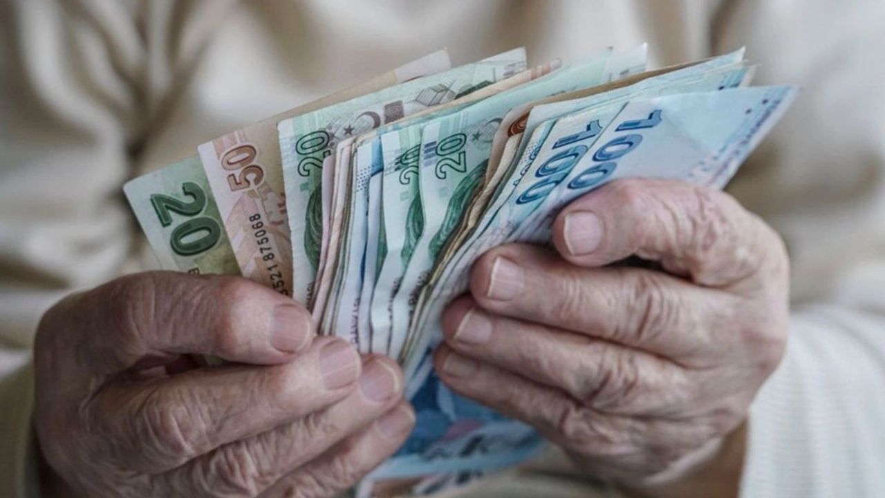 Memur ve Emekli Maaşlarına Zam Ne Zaman Yatırılacak?