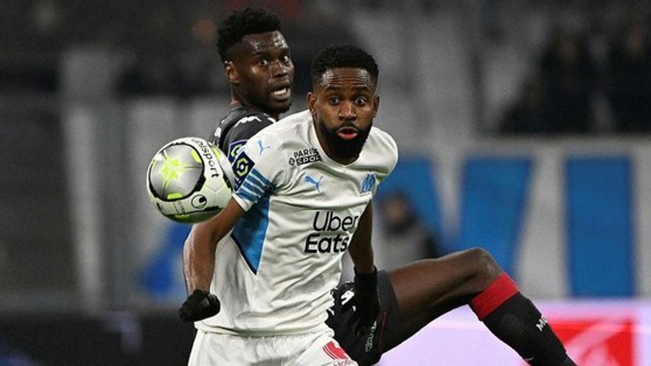 Transferde hızlanan Galatasaray'dan santrfor bölgesine takviye geldi