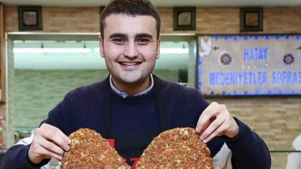 CZN Burak'ın Babası Tarafından Dolandırıldığı İddiası