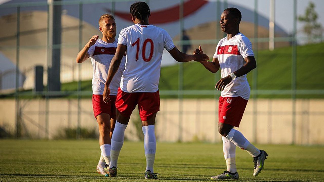 Demir Grup Sivasspor, Hazırlık Maçında Sumgayıt'ı Yendi