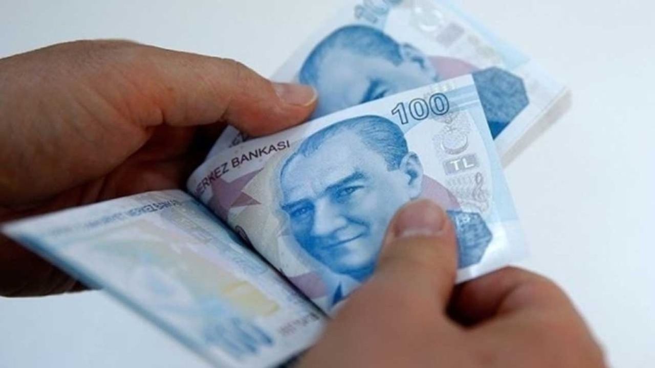 Önlisans ve Lisans Öğrencilerine 8 Ay Burs Verilecek!