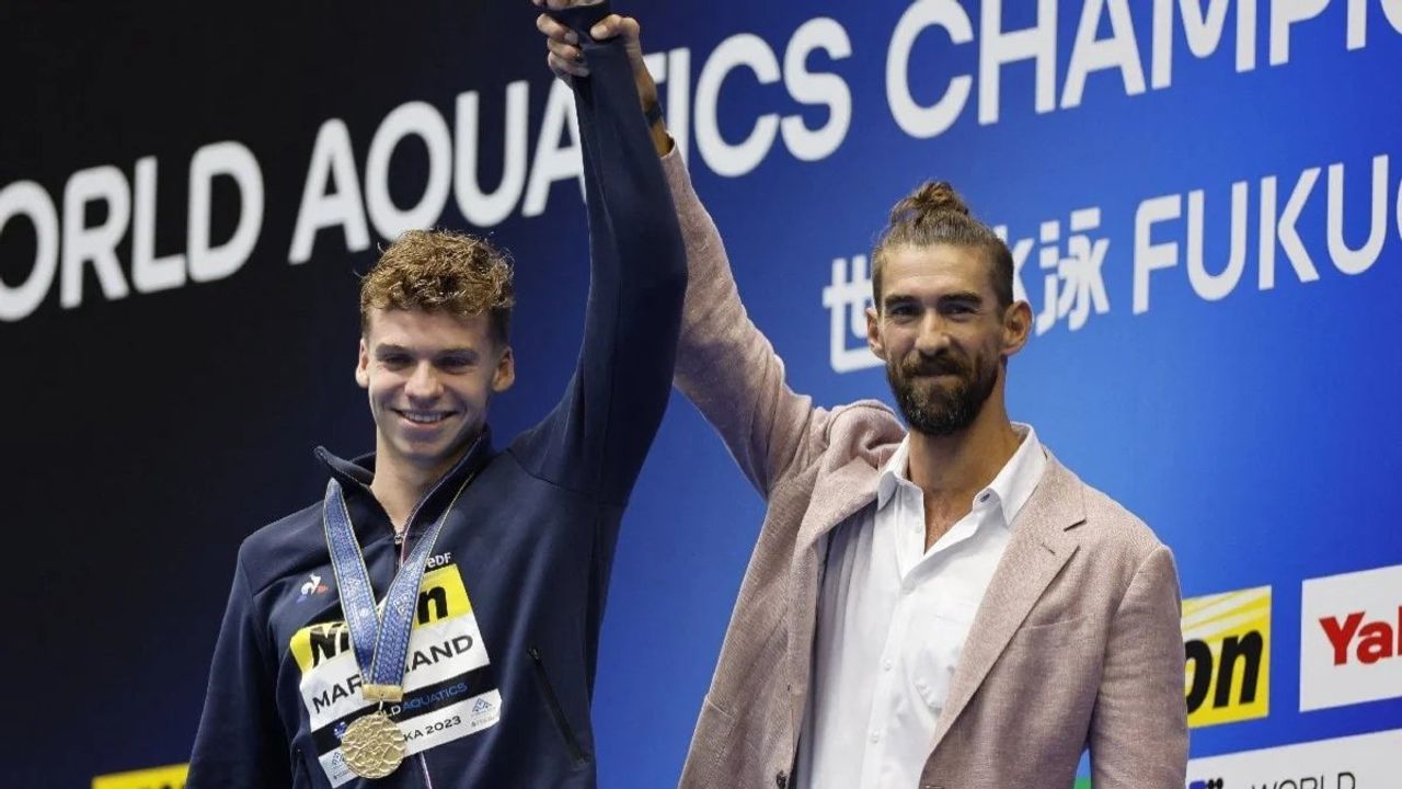 Fransız Yüzücü Leon Marchand 15 Yıllık Dünya Rekorunu Kırdı