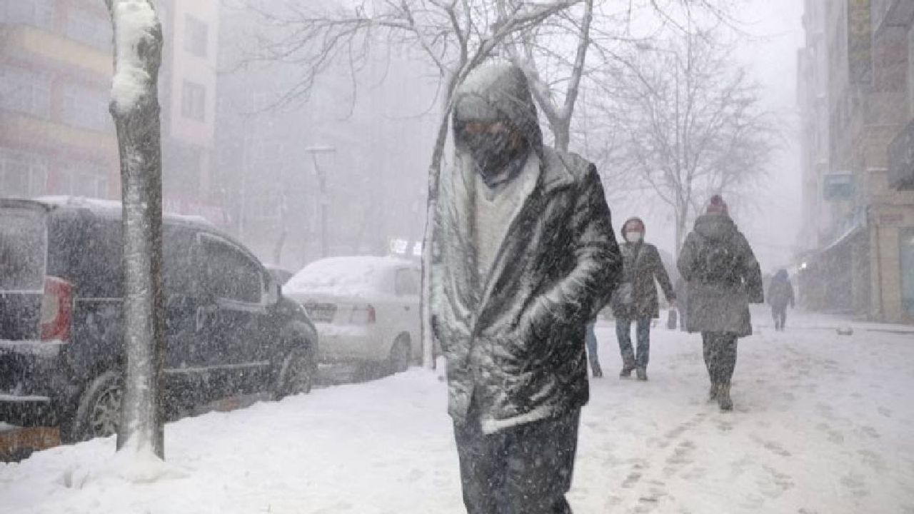 Kazma Küreği Hazır Tutun! Kar Felaketi Başlıyor, Tarih Verildi