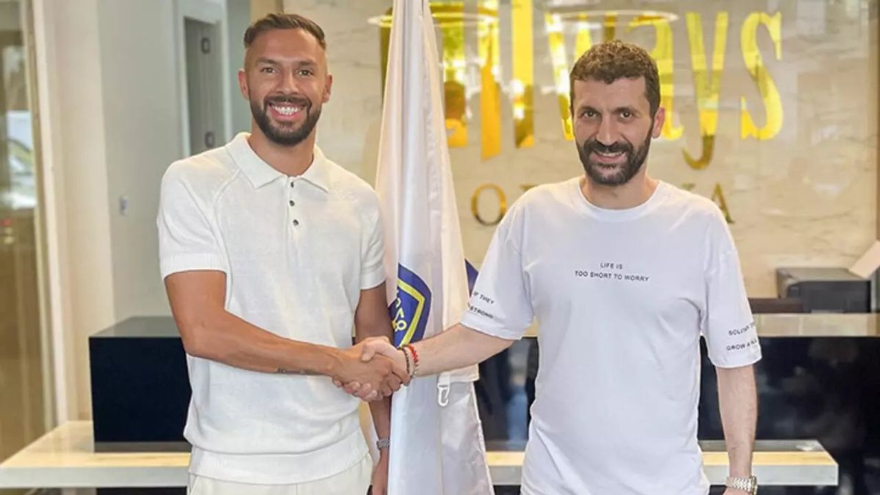 Bucaspor 1928, Yasin Öztekin'i Kadrosuna Kattı
