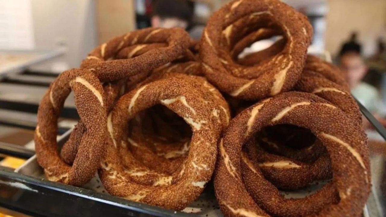 Uşak'ta Simit ve Poğaça Fiyatlarına Yeni Zam