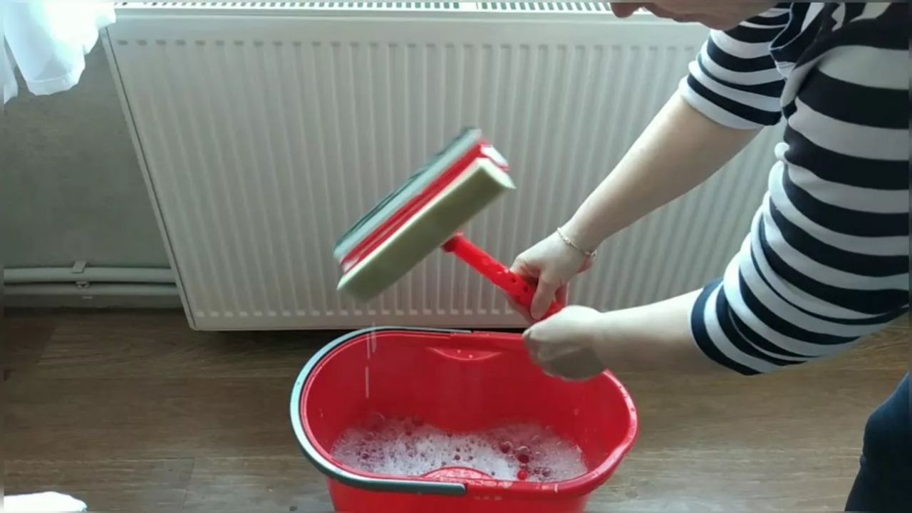 Camların Lekesiz Temizlenmesi İçin Bilmeniz Gereken Püf Noktalar