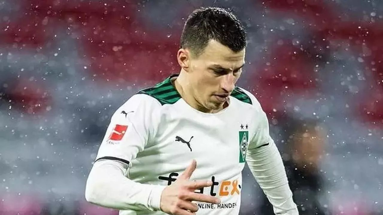 Borussia Mönchengladbach Futbolcusu Stefan Lainer'e Kanser Teşhisi Konuldu