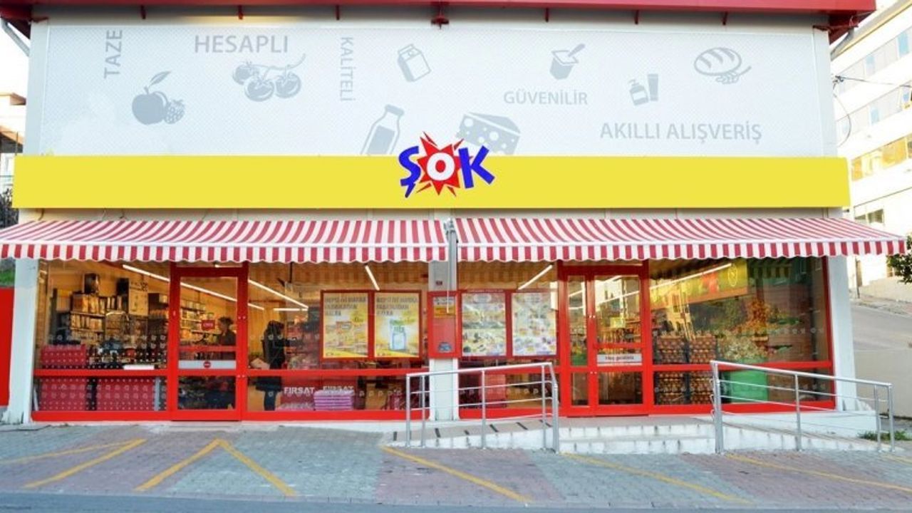 ŞOK Markette Bu Hafta iPhone 15 Raflara Geliyor! Fiyatı Faizsiz Şekilde Satılacak!