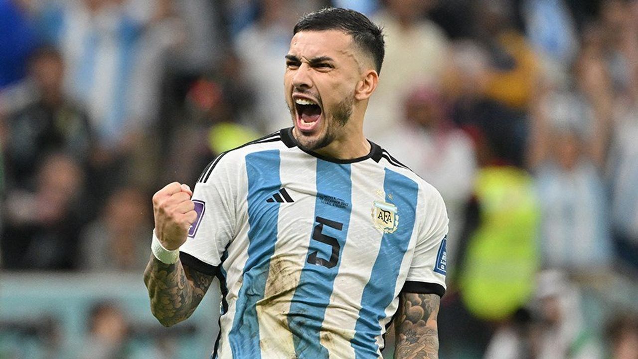 Galatasaray, Leandro Paredes transferinde beklemeyeceğini açıkladı