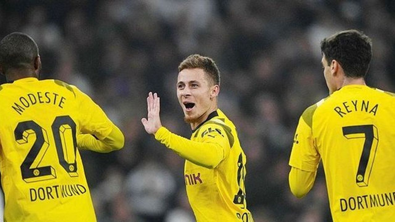 Fenerbahçe, Thorgan Hazard'ı transfer etmek için görüşmelere başladı