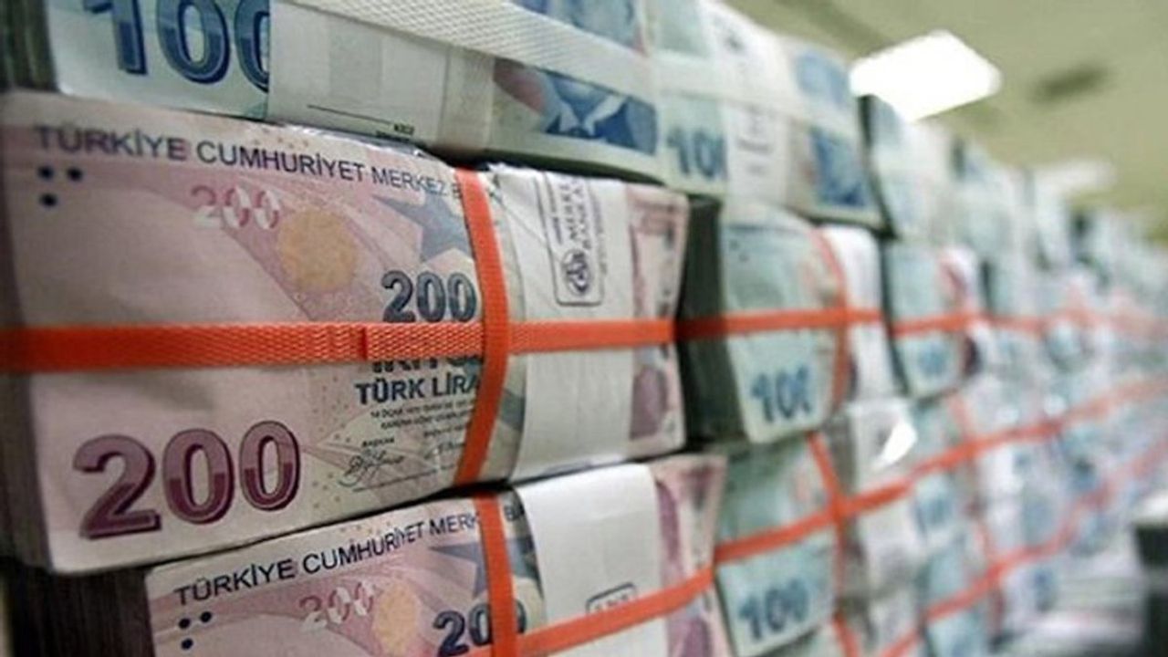 Kredi Kartı Kullanıcılarını Zorlayan Merkez Bankası Kararı