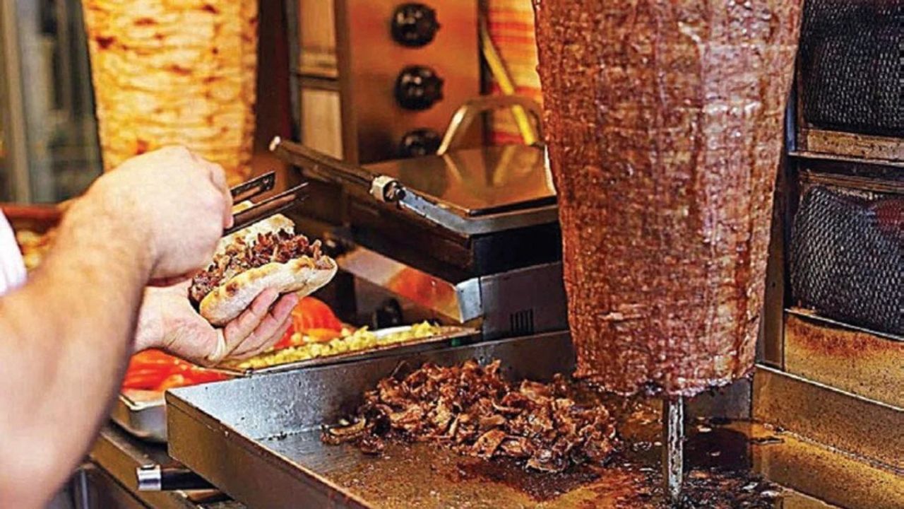 Döner Fiyatlarındaki Artış Asgari Ücretliyi Vurdu