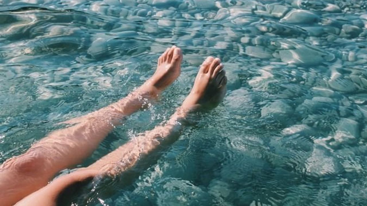 Hamam Otu: Tüylerden Kurtulmanın Etkili Yolu