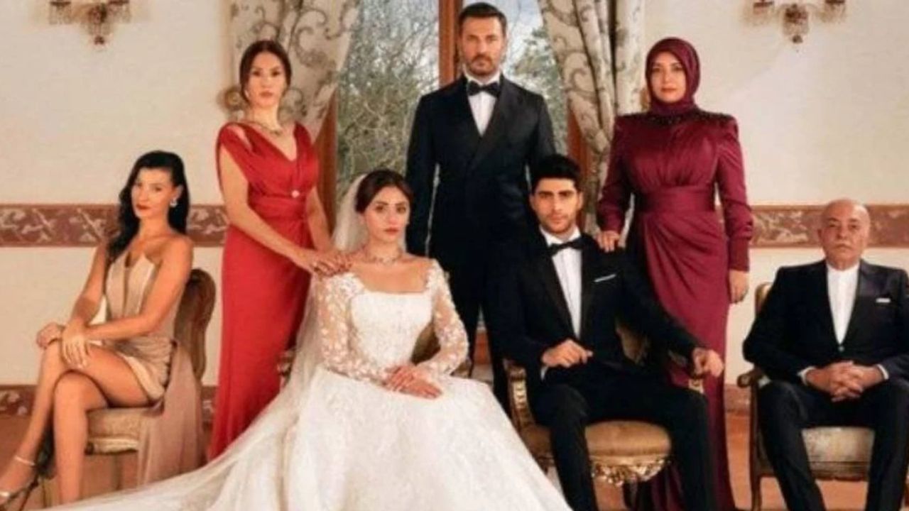 Kızılcık Şerbeti'nin ikinci sezon yayın tarihi belli oldu