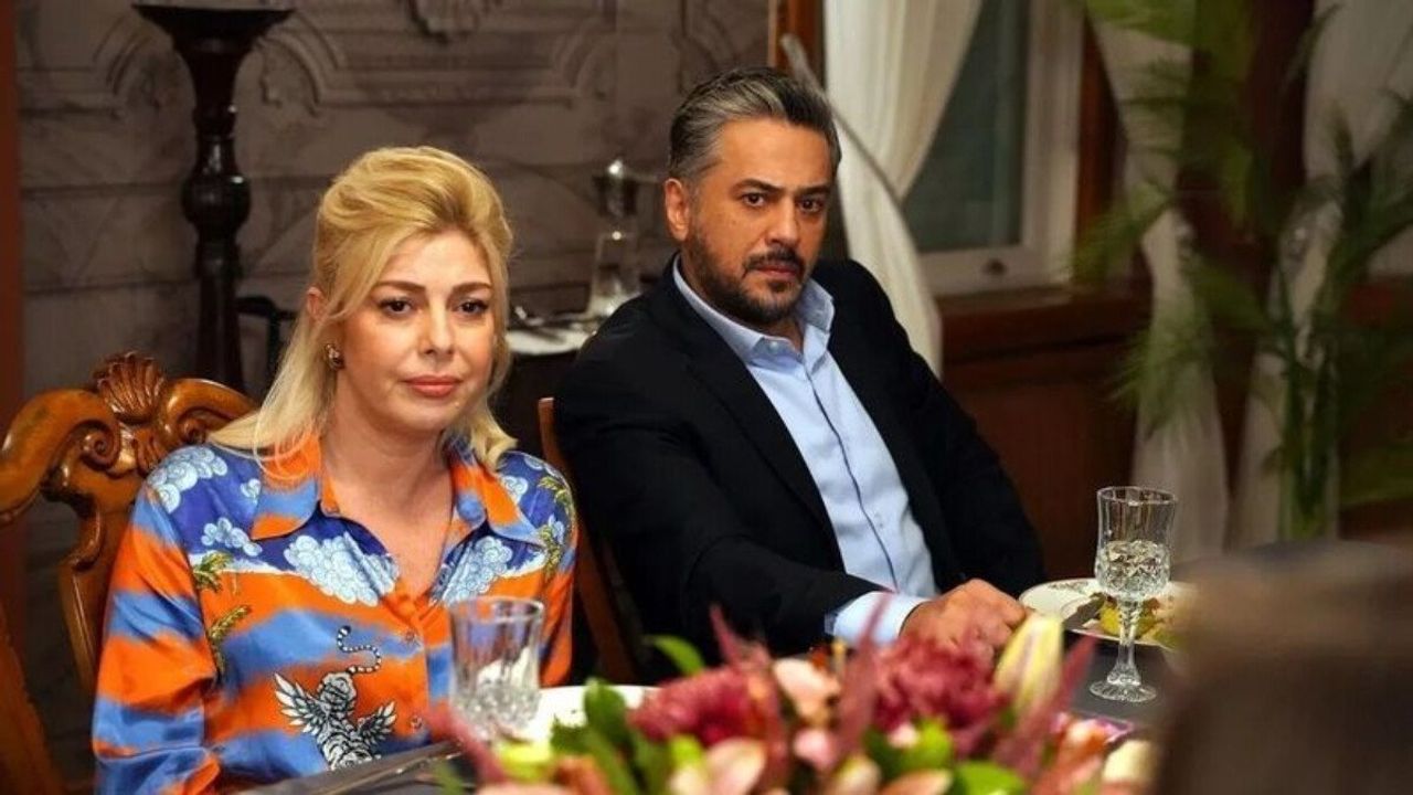 Yalı Çapkını Oyuncuları Emre Altuğ ve Gözde Kansu Aşklarını İlan Etti
