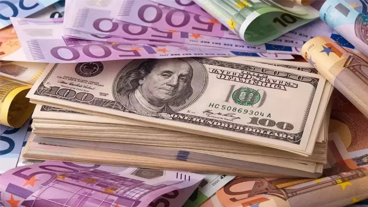 Dolar ve Euro Rekor Üstüne Rekor Kırıyor