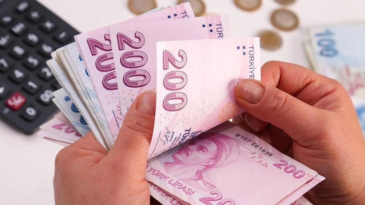 Deprem Bölgesindeki Esnafın Halkbank Borçları 6 Ay Ertelendi