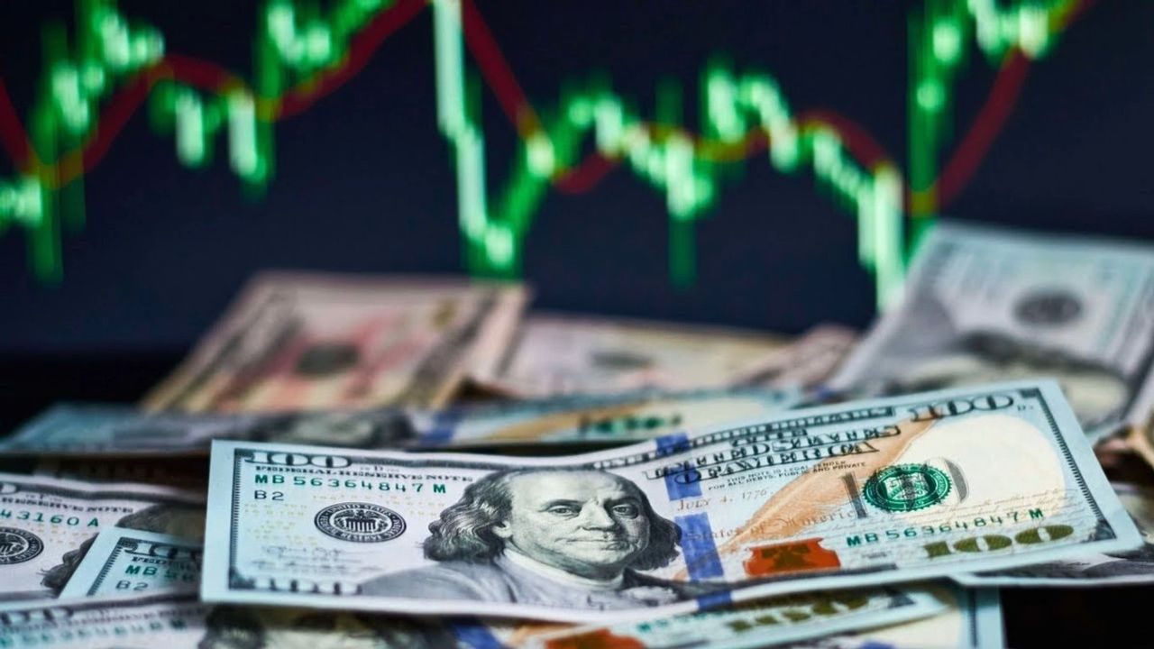 Ekonomist Selçuk Geçer: Hükümet Dolar/TL Kuruna Müdahale Planı Yapacak