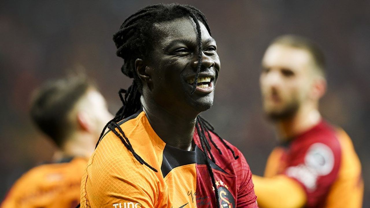 Bafetimbi Gomis Japonya Ligi'nde Kawasaki Frontale ile Sözleşme İmzaladı