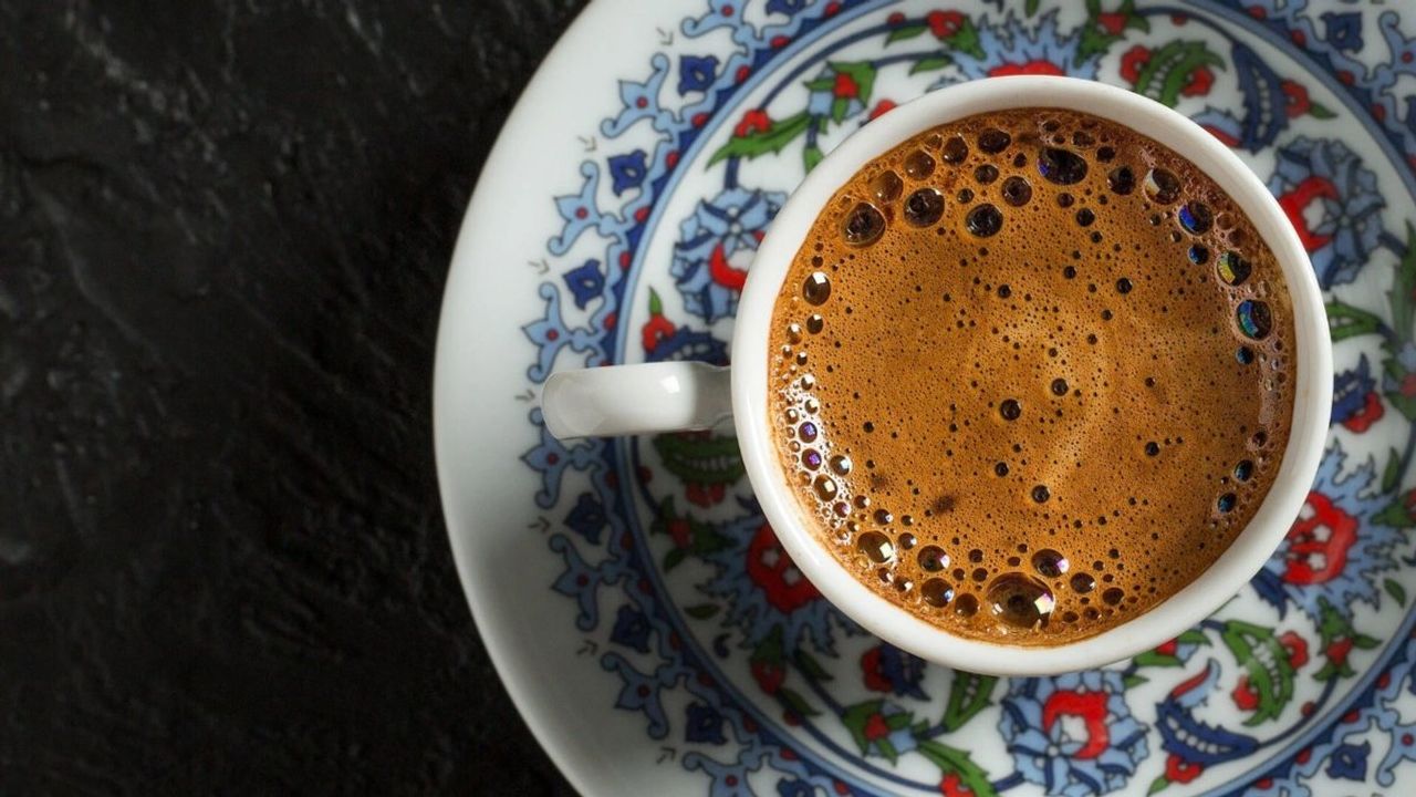 Türk Kahvesi: Tarihi, İkramı ve Faydaları