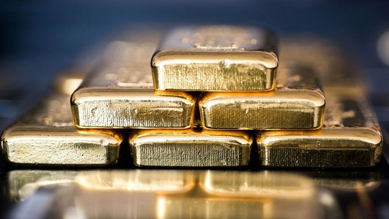 Hazine ve Maliye Bakanlığı'nın Genelgesine Göre Rafineriler Artık En Az 1 Gram Altın Üretebilecek