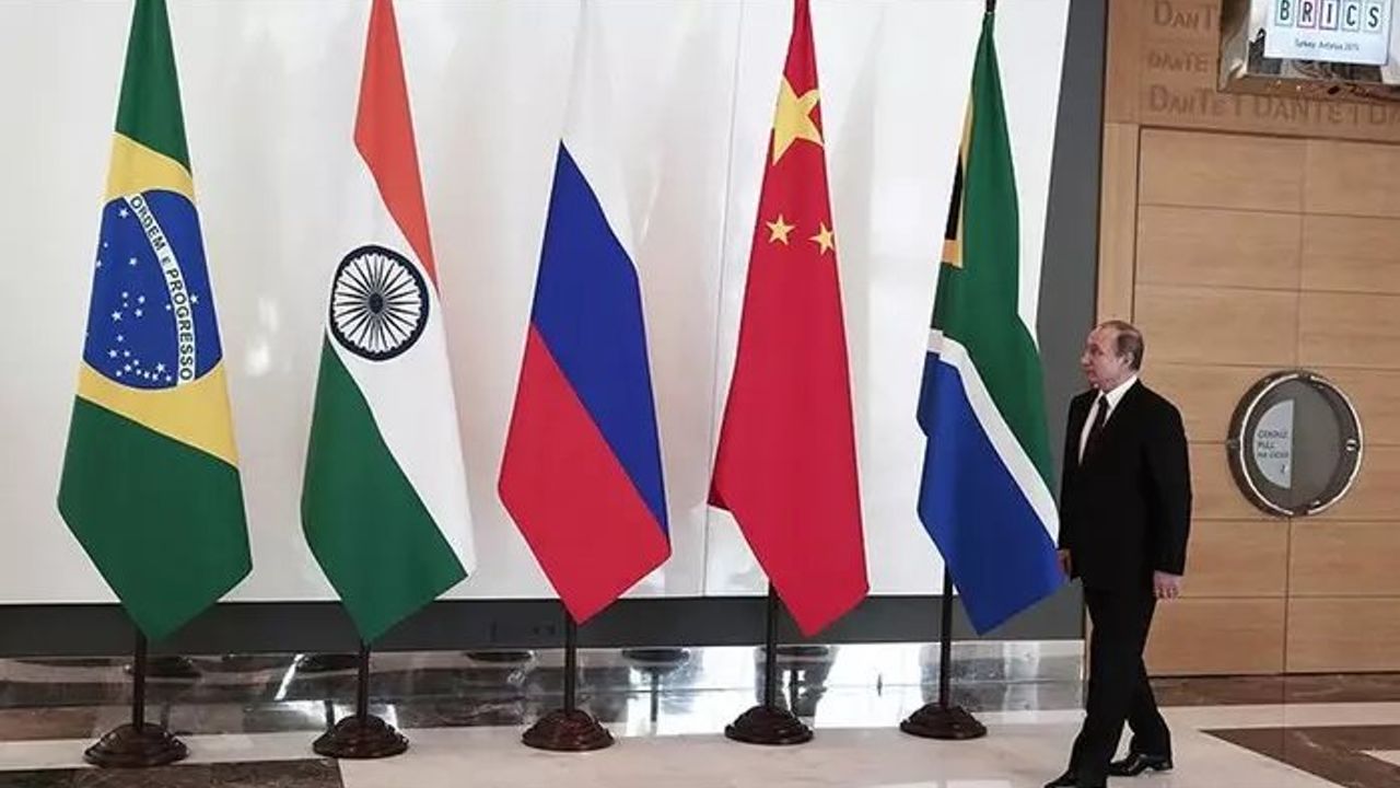 Güney Afrika ve Rusya Arasındaki İşbirliği: BRICS Zirvesi ve Putin'in Katılımı