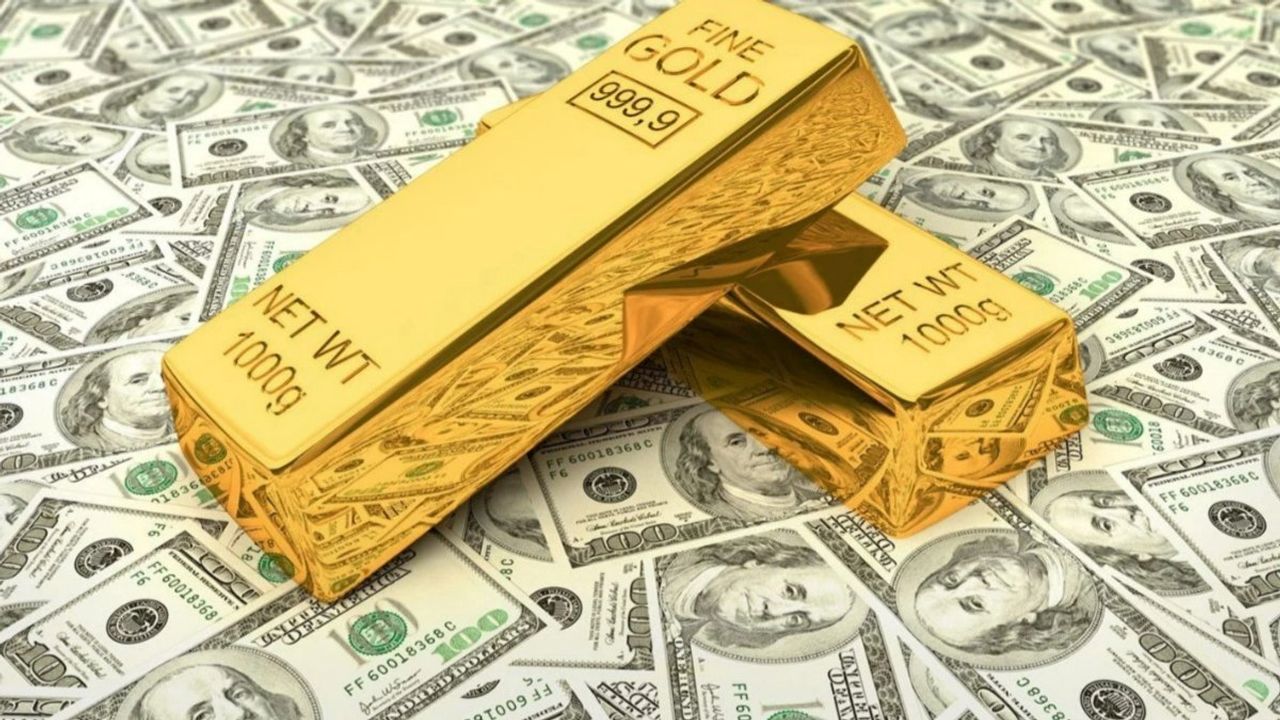 Ekonomist Selçuk Geçer'den Dolar ve Altın Uyarısı